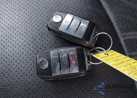 2014 Kia Sorento Sx V6 z USA, uszkodzony, nr VIN 5XYKWDA73EG463925